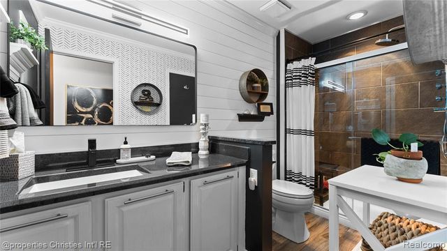 4301 Heatherwood Drive, Milford, MI 48381