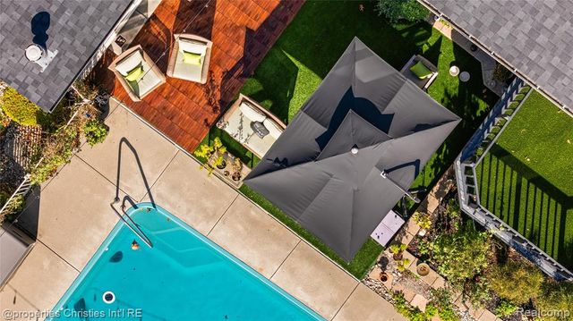 4301 Heatherwood Drive, Milford, MI 48381