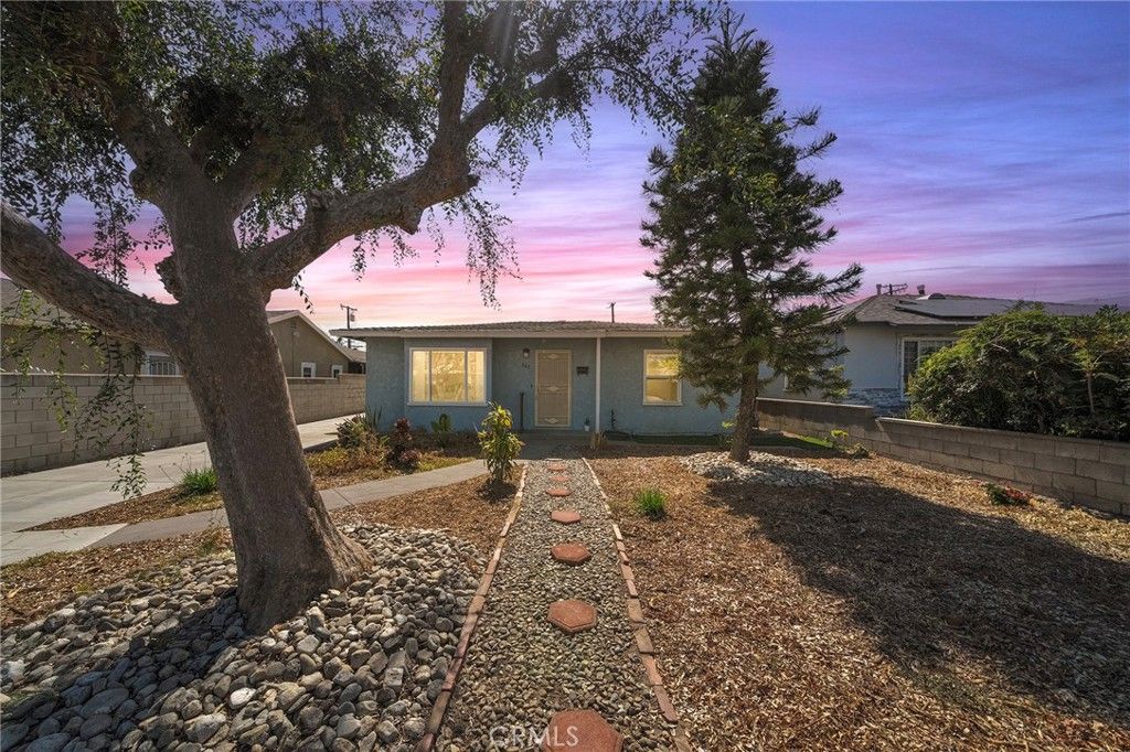Image 1 of property listing at 543 N Angeleno Avenue, Azusa, CA 91702