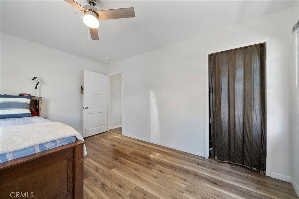 Image 12 of property listing at 543 N Angeleno Avenue, Azusa, CA 91702