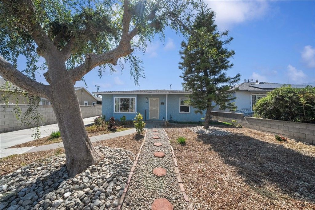 Image 24 of property listing at 543 N Angeleno Avenue, Azusa, CA 91702