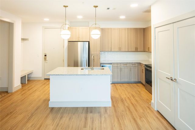 3100 Scofield Ridge Pkwy 2115, Austin, TX 78727