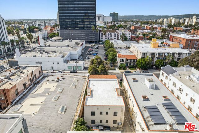 664 S Cloverdale Avenue, Los Angeles, CA 90036