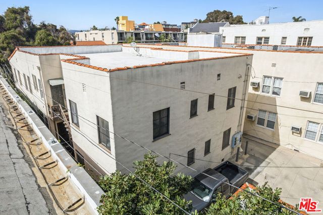 664 S Cloverdale Avenue, Los Angeles, CA 90036