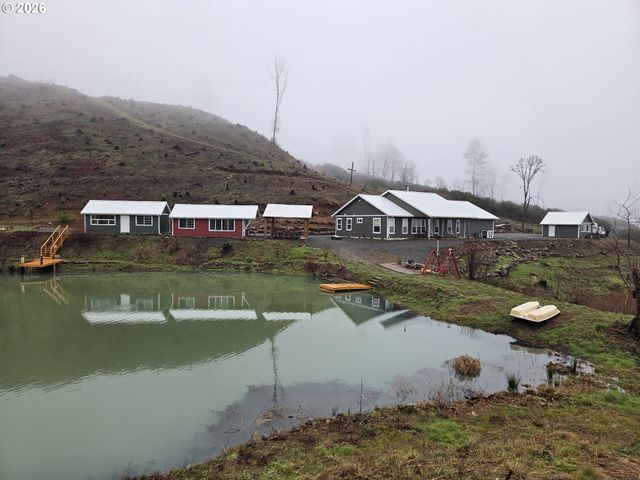 10855 KUBIN Rd Se, Lyons, OR 97358