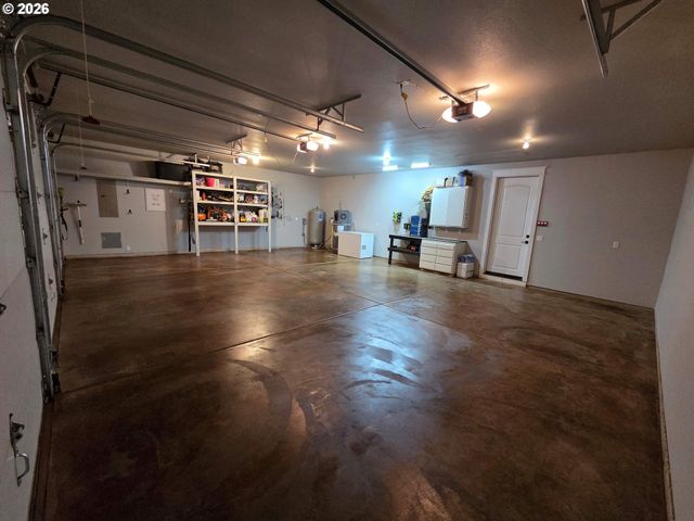 10855 KUBIN Rd Se, Lyons, OR 97358