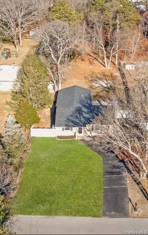 59 Nelson Road, Selden, NY 11784