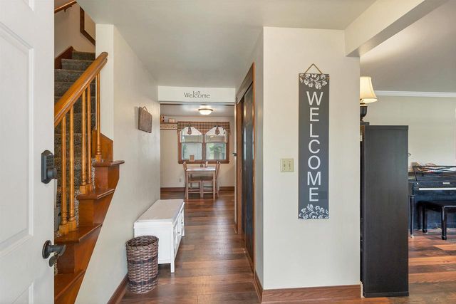 611 WAUBAUNUQUA TRAIL, De Pere, WI 54115
