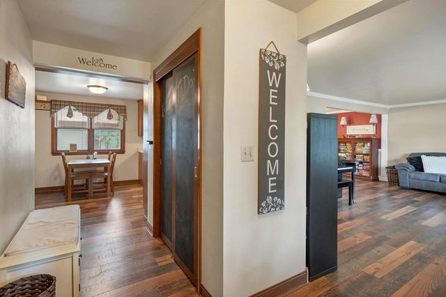 611 WAUBAUNUQUA TRAIL, De Pere, WI 54115