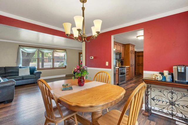 611 WAUBAUNUQUA TRAIL, De Pere, WI 54115