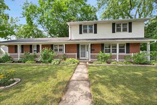 611 WAUBAUNUQUA TRAIL, De Pere, WI 54115