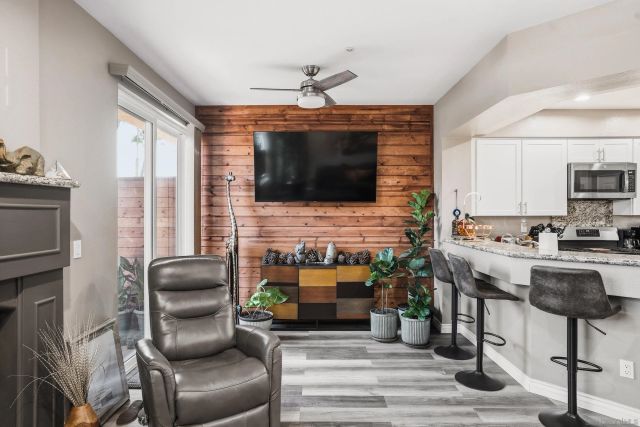 11382 Via Rancho San Diego Unit C, El Cajon, CA 92019