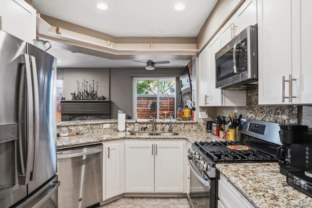 11382 Via Rancho San Diego Unit C, El Cajon, CA 92019