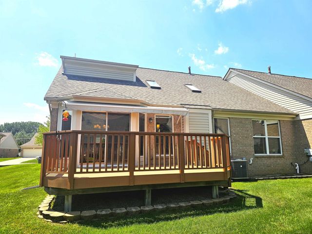 44134 Kendyl Drive, Sterling Heights, MI 48314