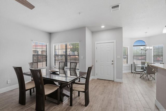 6160 Eckhert Rd Apt 1605, San Antonio, TX 78240