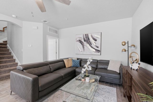 6160 Eckhert Rd Apt 1605, San Antonio, TX 78240