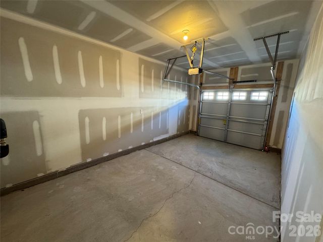 4614 Lakeview Road 2, Charlotte, NC 28216