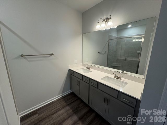 4614 Lakeview Road 2, Charlotte, NC 28216