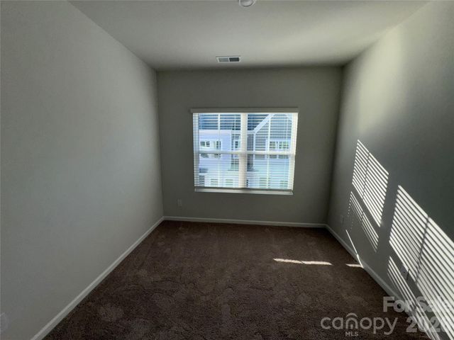 4614 Lakeview Road 2, Charlotte, NC 28216