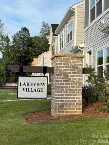4614 Lakeview Road 2, Charlotte, NC 28216