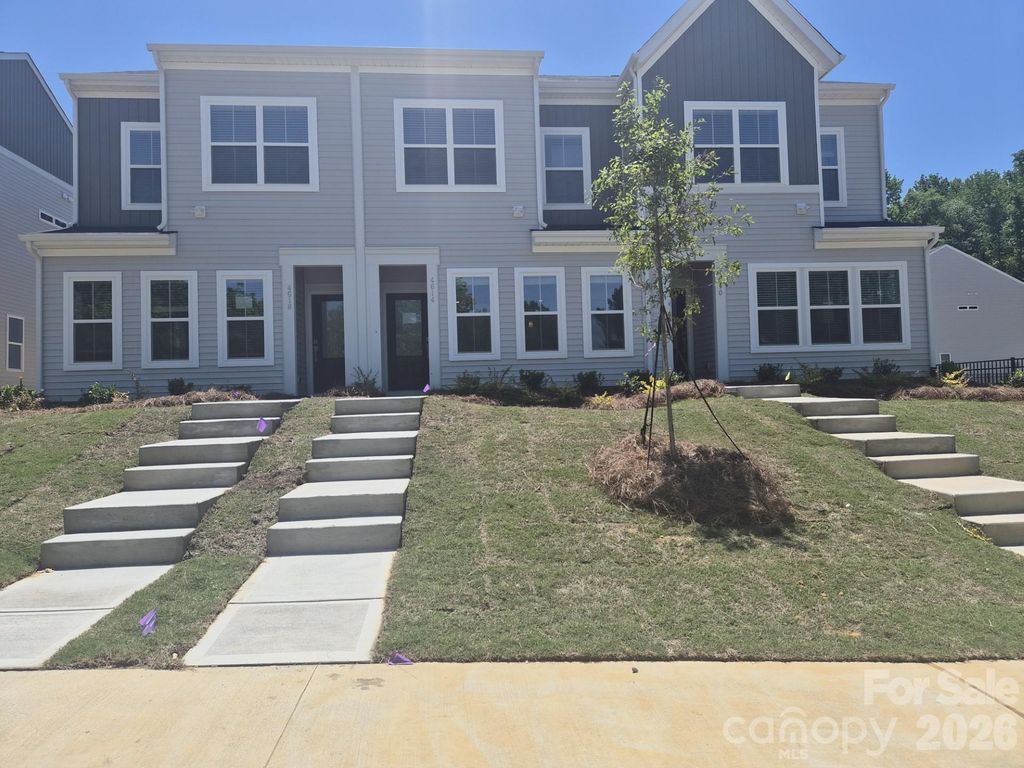 4614 Lakeview Road 2, Charlotte, NC 28216