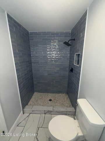 4308 Sadie Ln, Louisville, KY 40216