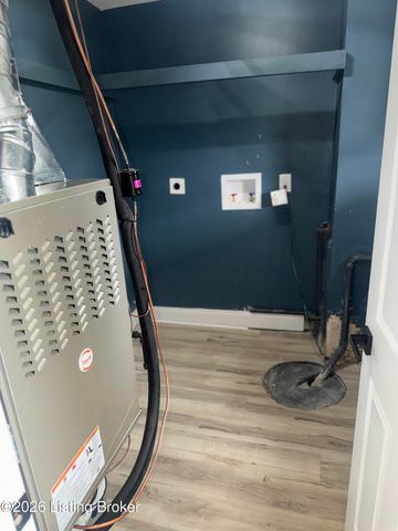 4308 Sadie Ln, Louisville, KY 40216