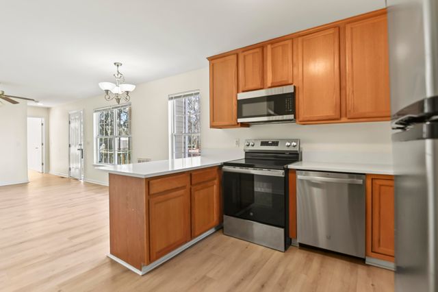 131 Boone Drive, Summerville, SC 29485