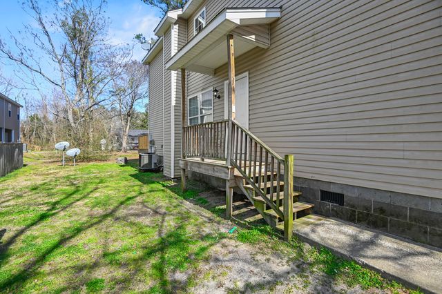 131 Boone Drive, Summerville, SC 29485