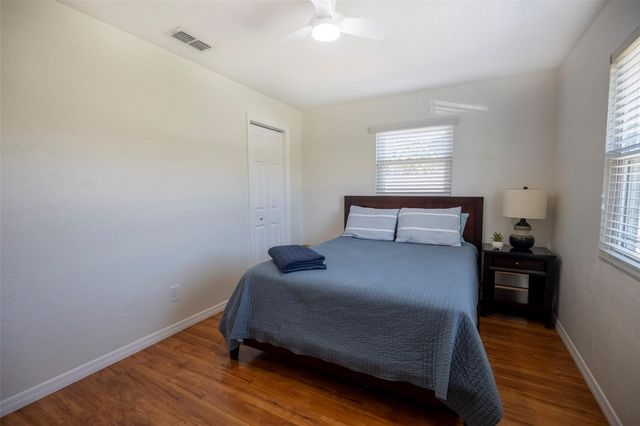 569 BAMBOO DRIVE S, St Petersburg, FL 33707