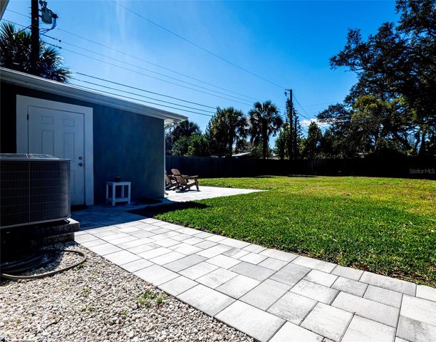 569 BAMBOO DRIVE S, St Petersburg, FL 33707