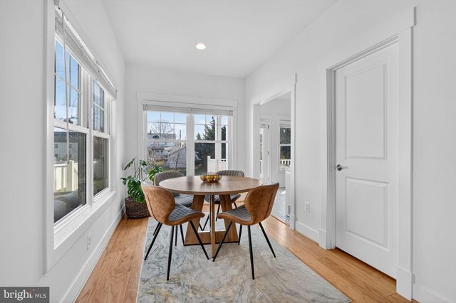 1417 S NELSON ST, Arlington, VA 22204
