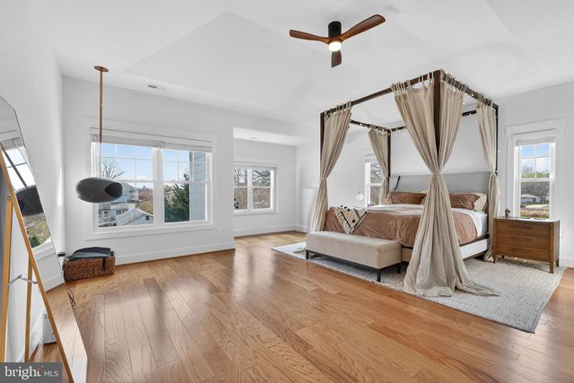 1417 S NELSON ST, Arlington, VA 22204