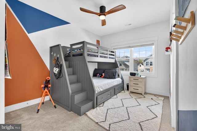 1417 S NELSON ST, Arlington, VA 22204
