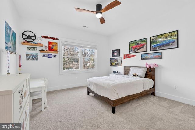 1417 S NELSON ST, Arlington, VA 22204