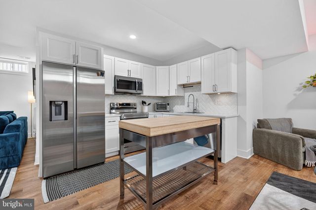 1417 S NELSON ST, Arlington, VA 22204