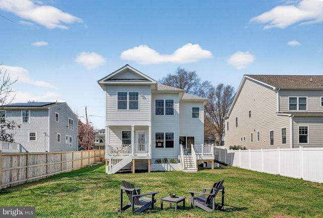 1417 S NELSON ST, Arlington, VA 22204