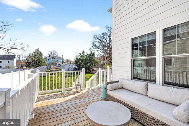 1417 S NELSON ST, Arlington, VA 22204