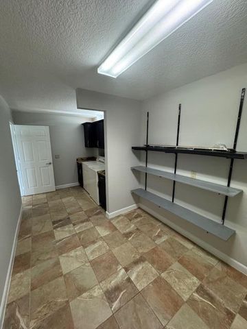 3540 Whitehall Drive 202, West Palm Beach, FL 33401