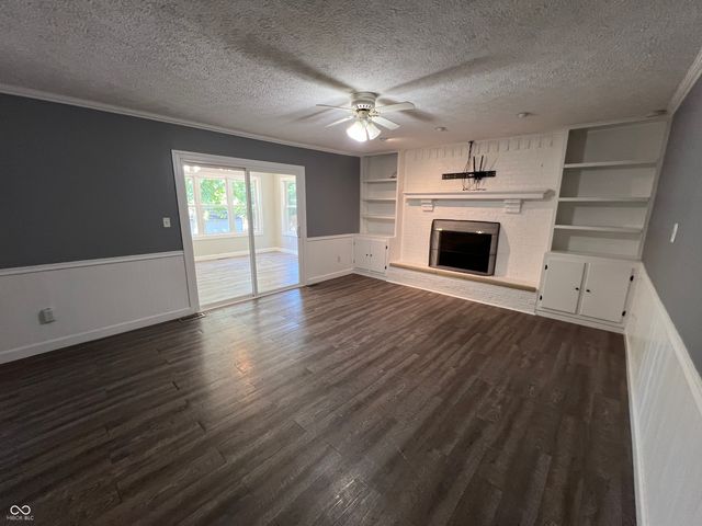 6238 E Southport Road, Indianapolis, IN 46237