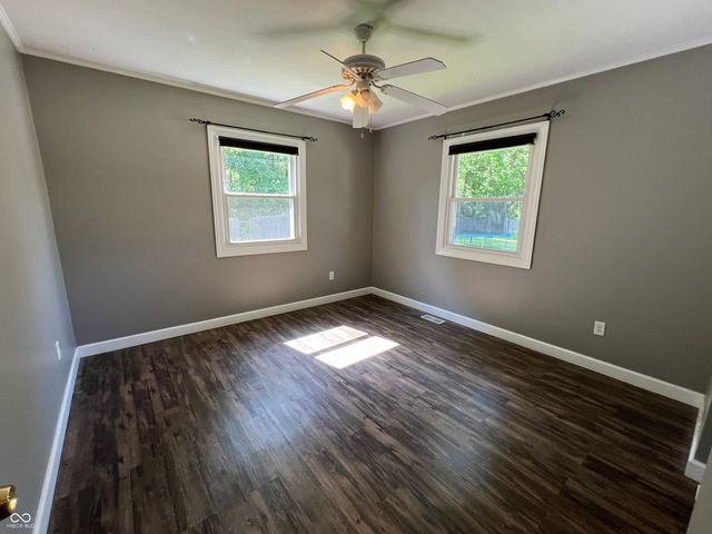 6238 E Southport Road, Indianapolis, IN 46237