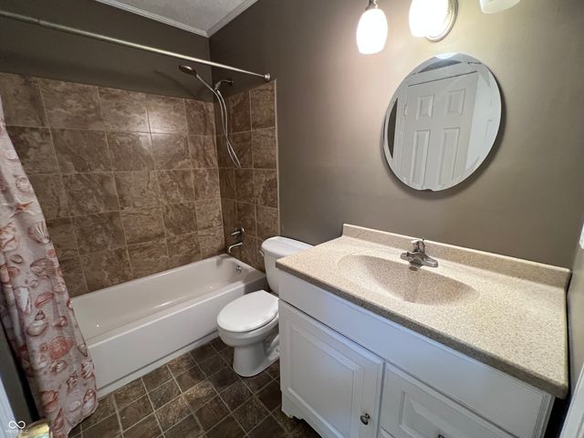 6238 E Southport Road, Indianapolis, IN 46237