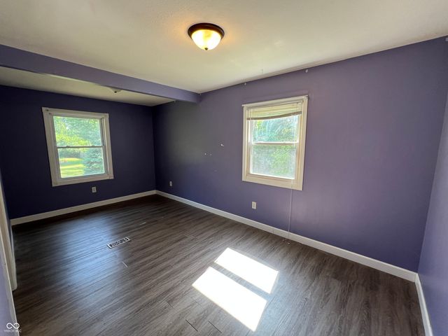 6238 E Southport Road, Indianapolis, IN 46237