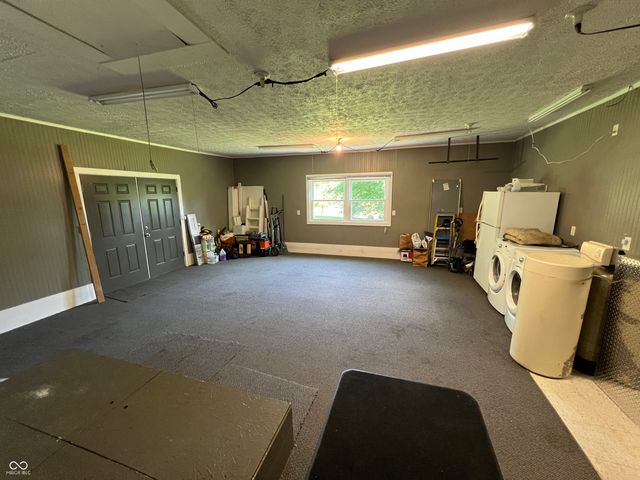 6238 E Southport Road, Indianapolis, IN 46237