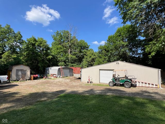 6238 E Southport Road, Indianapolis, IN 46237