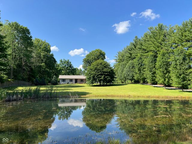 6238 E Southport Road, Indianapolis, IN 46237