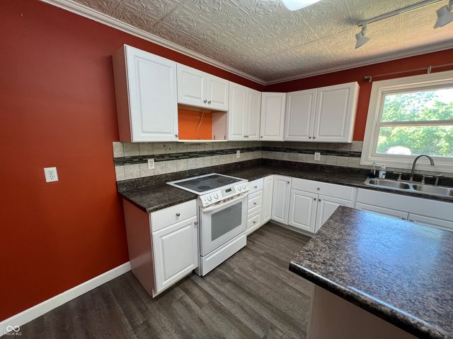 6238 E Southport Road, Indianapolis, IN 46237