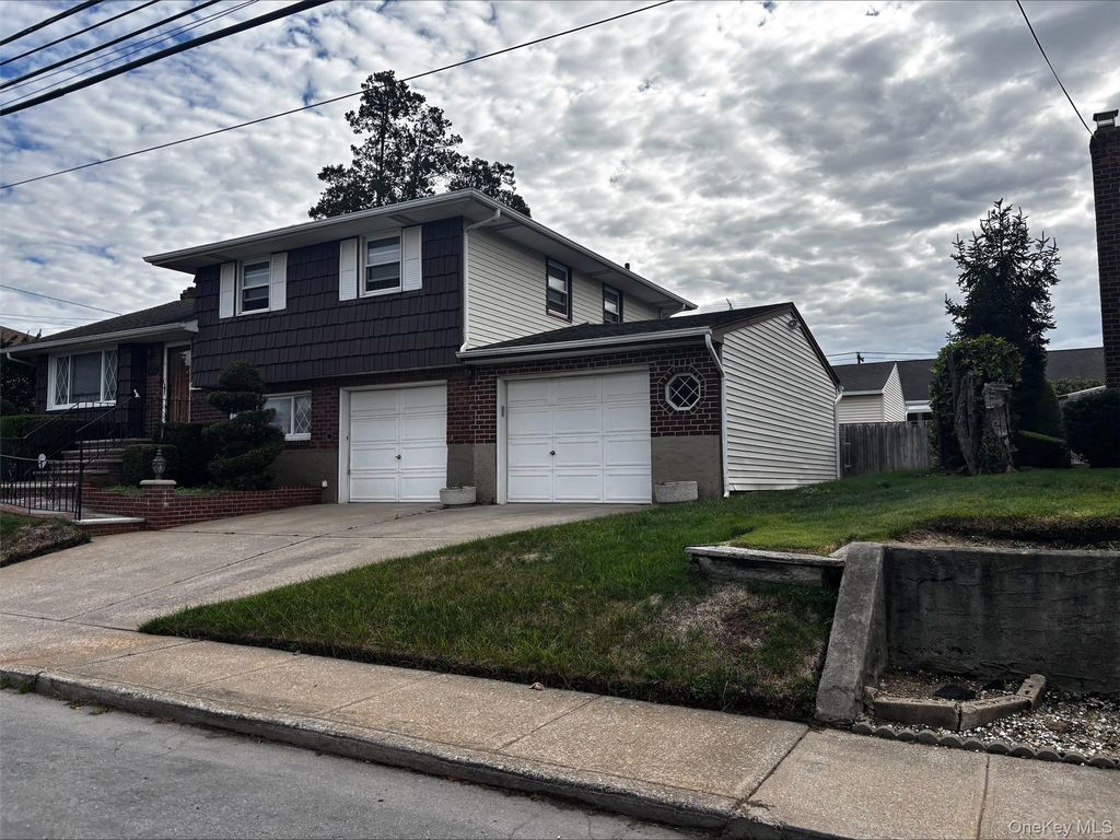 120 Osborne Road, West Hempstead, NY 11552 — photo 5