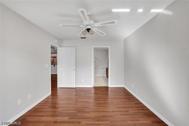 120 Pebble Shores DR 205, Naples, FL 34110