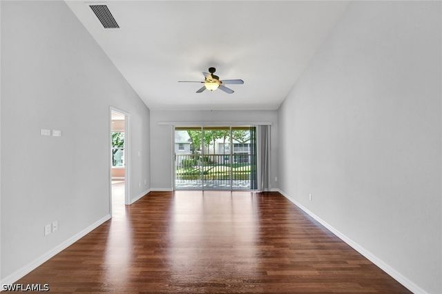 120 Pebble Shores DR 205, Naples, FL 34110